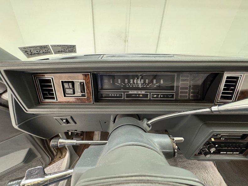 Oldsmobile-Cutlass-supreme-1985-Silver-Metallic-Gray-40