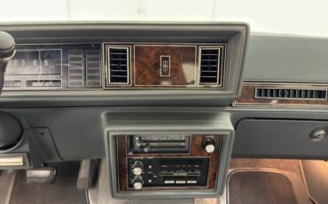 Oldsmobile-Cutlass-supreme-1985-Silver-Metallic-Gray-45