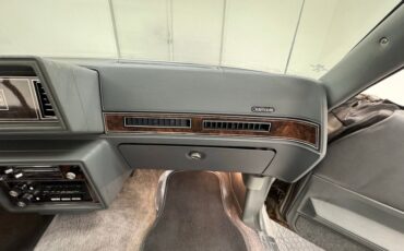 Oldsmobile-Cutlass-supreme-1985-Silver-Metallic-Gray-46