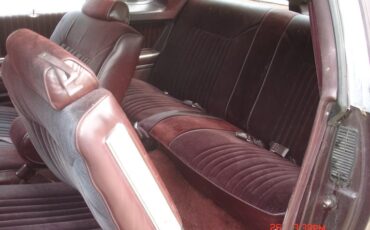Oldsmobile-Cutlass-supreme-1986-Maroon-Maroon-1