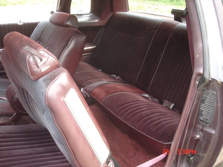 Oldsmobile-Cutlass-supreme-1986-Maroon-Maroon-1