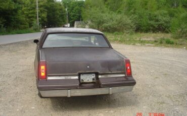 Oldsmobile-Cutlass-supreme-1986-Maroon-Maroon-3