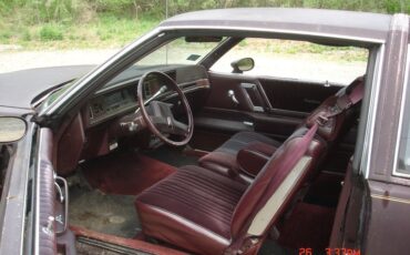 Oldsmobile-Cutlass-supreme-1986-Maroon-Maroon-4