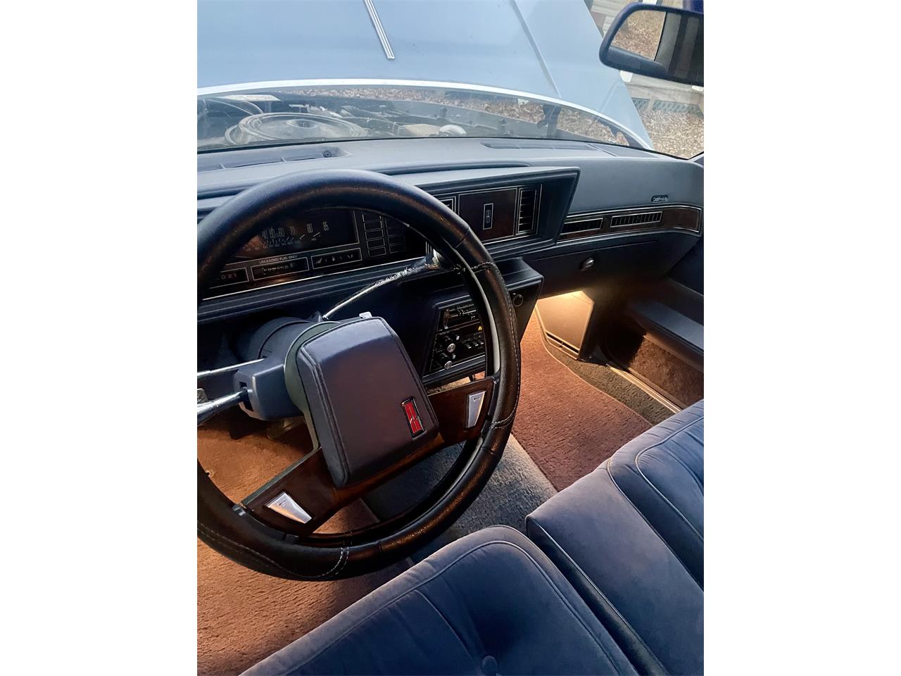Oldsmobile-Cutlass-supreme-brougham-1984-Blue-Dark-blue-20
