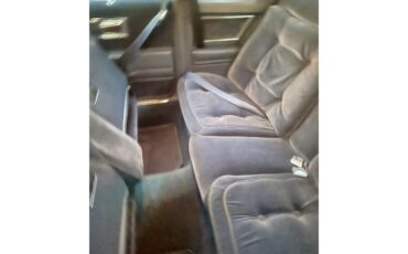 Oldsmobile-Cutlass-supreme-brougham-1984-Blue-Dark-blue-23
