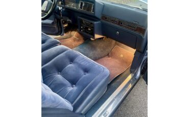 Oldsmobile-Cutlass-supreme-brougham-1984-Blue-Dark-blue-26