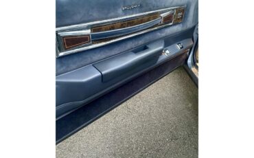 Oldsmobile-Cutlass-supreme-brougham-1984-Blue-Dark-blue-27