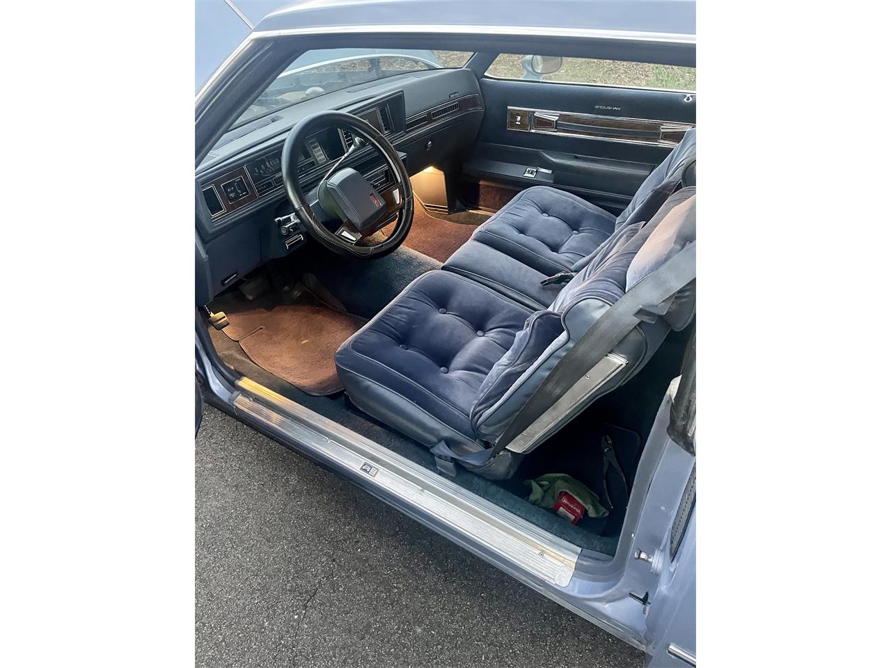 Oldsmobile-Cutlass-supreme-brougham-1984-Blue-Dark-blue-31