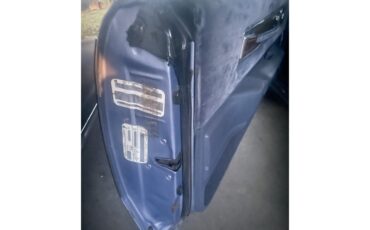 Oldsmobile-Cutlass-supreme-brougham-1984-Blue-Dark-blue-33