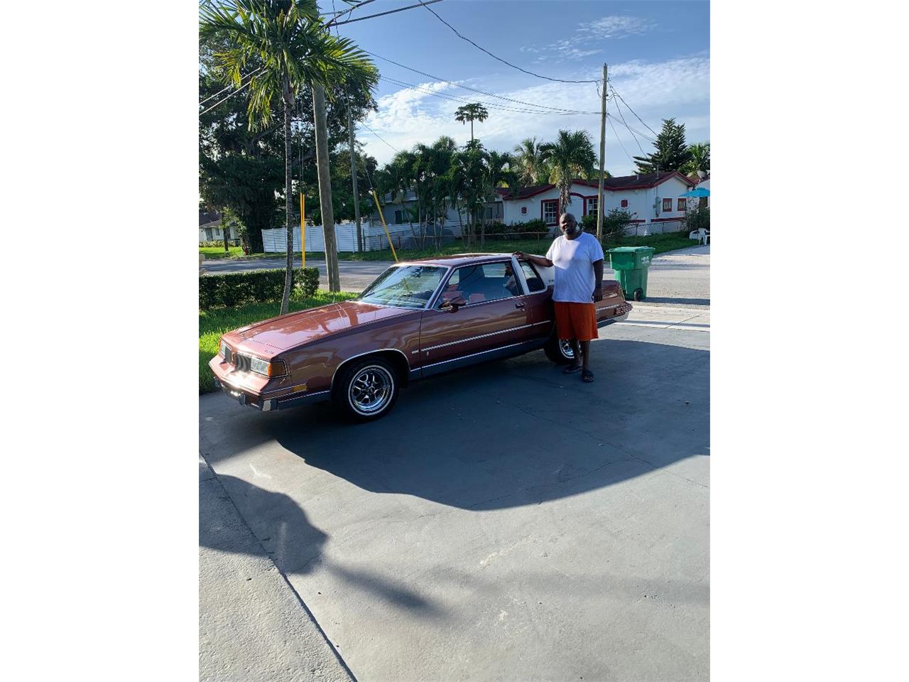 Oldsmobile-Cutlass-supreme-brougham-1988-Burgundy-Metallic-Dark-Claret-Cloth-13