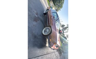 Oldsmobile-Cutlass-supreme-brougham-1988-Burgundy-Metallic-Dark-Claret-Cloth-24