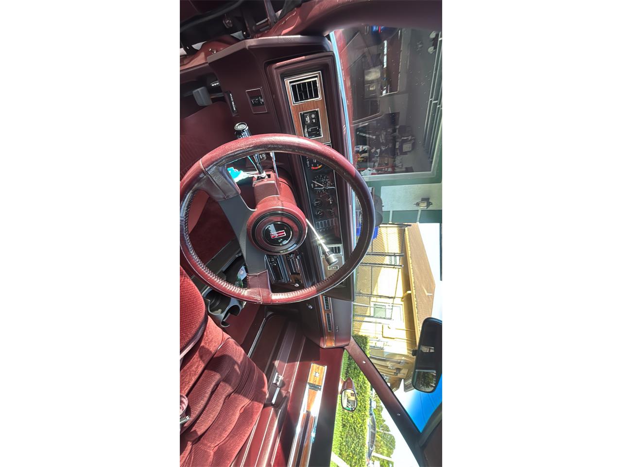 Oldsmobile-Cutlass-supreme-brougham-1988-Burgundy-Metallic-Dark-Claret-Cloth-26