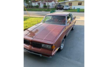 Oldsmobile-Cutlass-supreme-brougham-1988-Burgundy-Metallic-Dark-Claret-Cloth-3