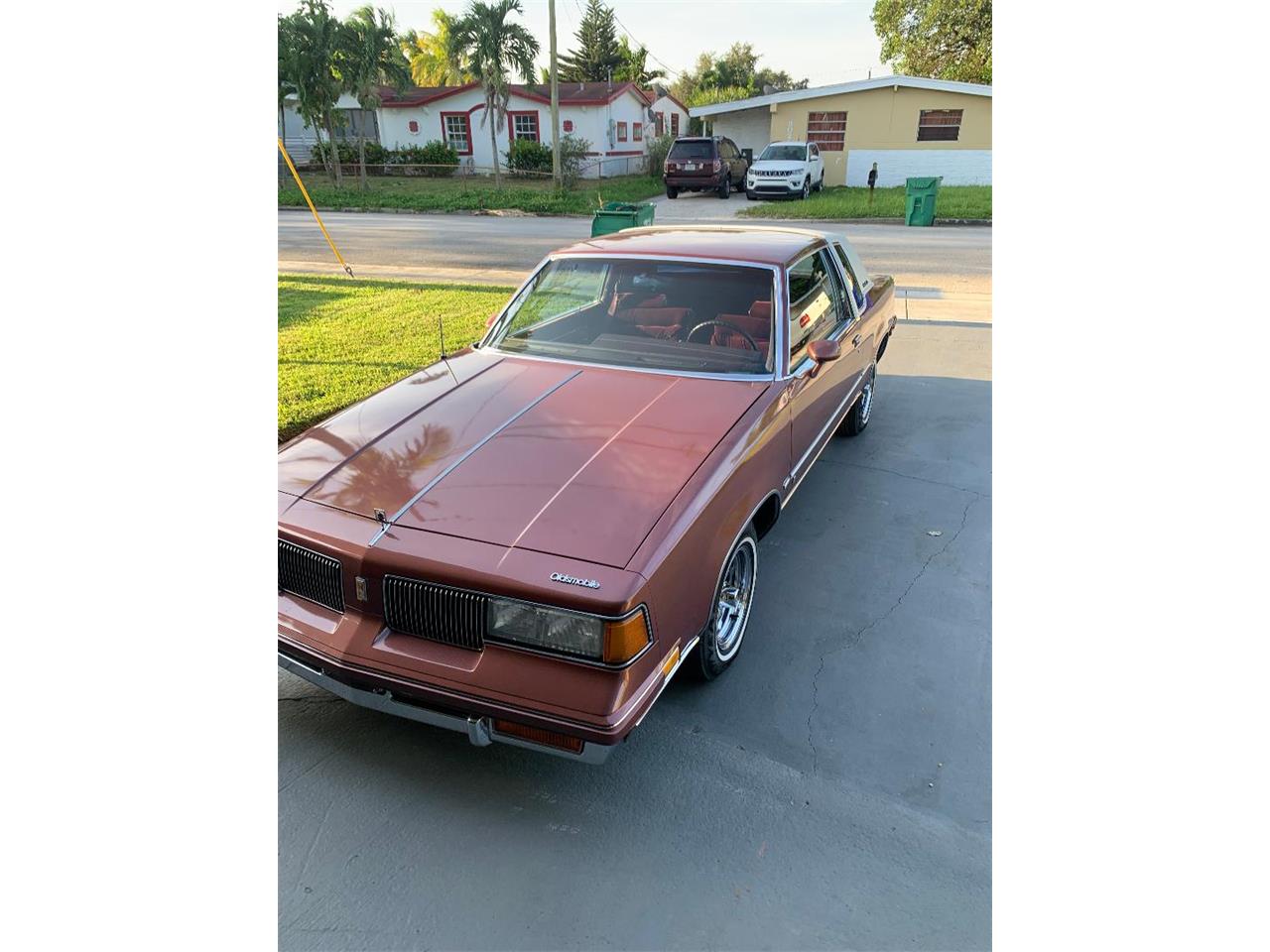 Oldsmobile-Cutlass-supreme-brougham-1988-Burgundy-Metallic-Dark-Claret-Cloth-3