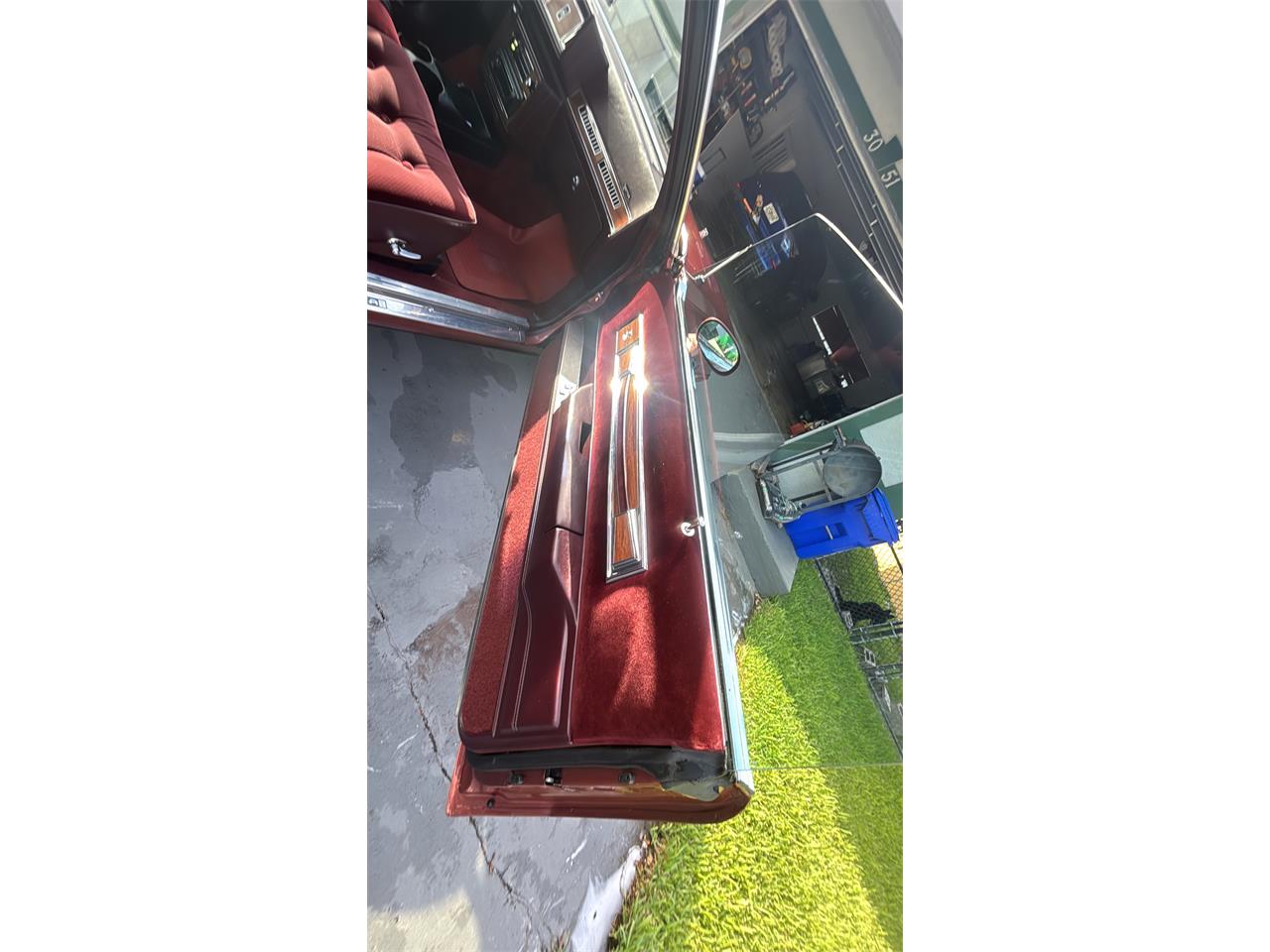 Oldsmobile-Cutlass-supreme-brougham-1988-Burgundy-Metallic-Dark-Claret-Cloth-31