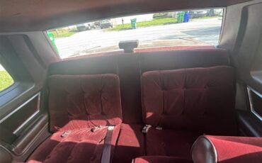 Oldsmobile-Cutlass-supreme-brougham-1988-Burgundy-Metallic-Dark-Claret-Cloth-32