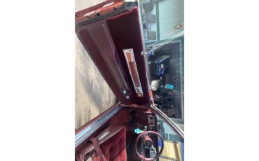 Oldsmobile-Cutlass-supreme-brougham-1988-Burgundy-Metallic-Dark-Claret-Cloth-33