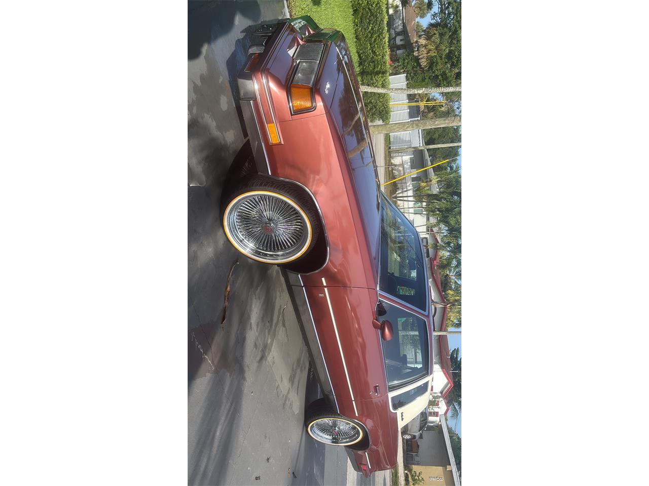 Oldsmobile-Cutlass-supreme-brougham-1988-Burgundy-Metallic-Dark-Claret-Cloth-37