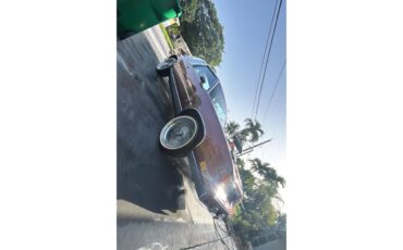 Oldsmobile-Cutlass-supreme-brougham-1988-Burgundy-Metallic-Dark-Claret-Cloth-41