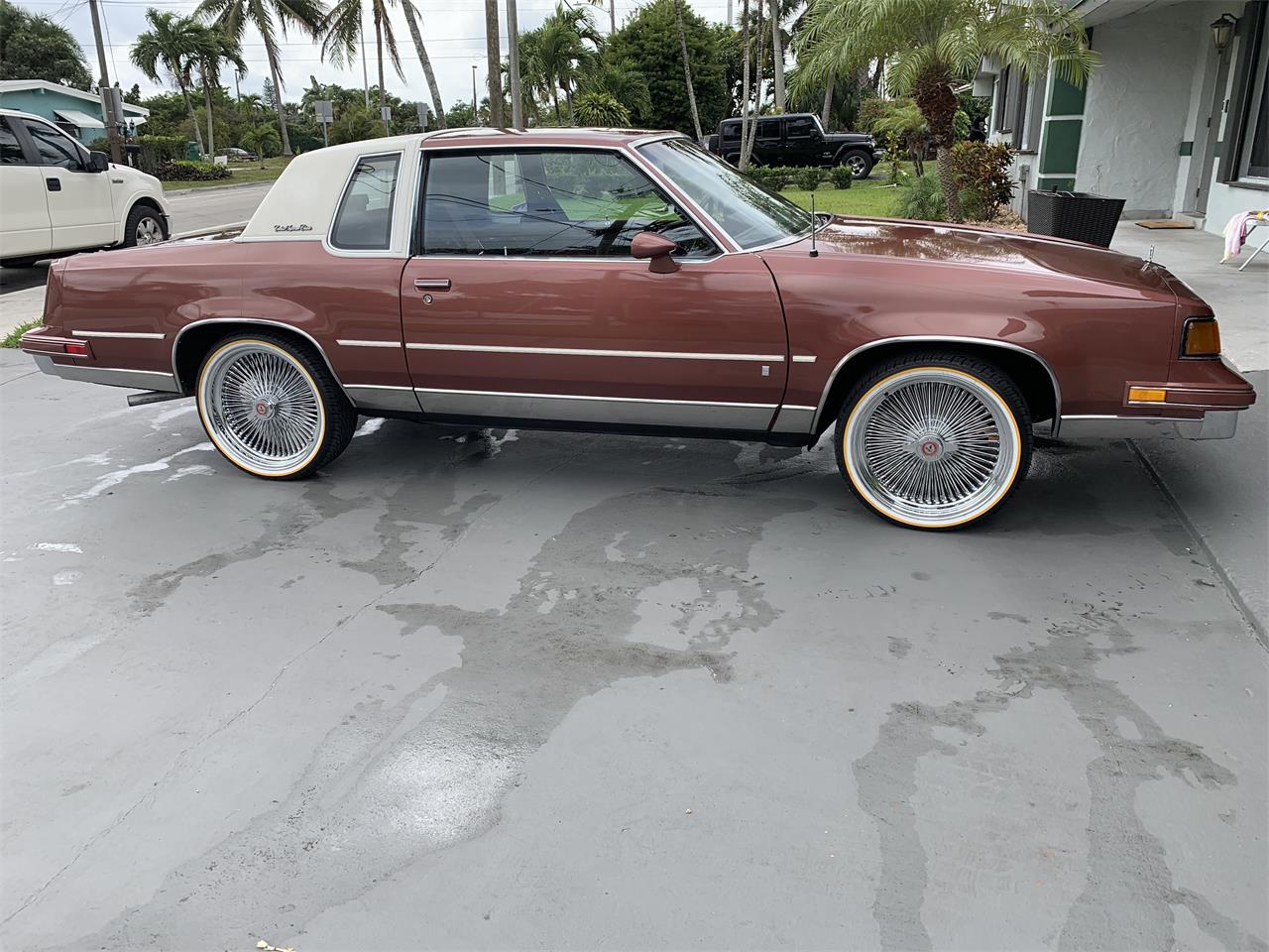 Oldsmobile-Cutlass-supreme-brougham-1988-Burgundy-Metallic-Dark-Claret-Cloth-6