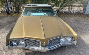 Oldsmobile-Delta-88-1969-Coupe