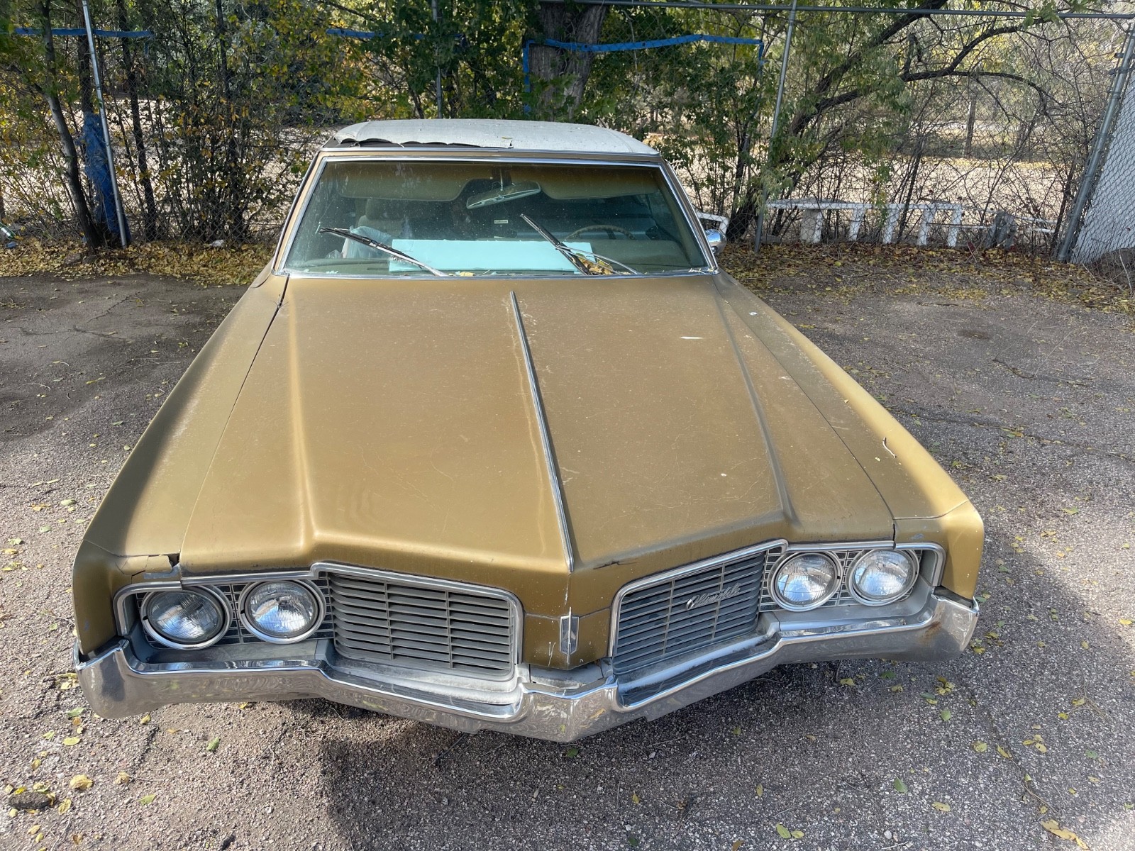 Oldsmobile-Delta-88-1969-Coupe