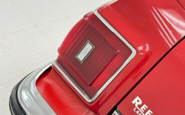 Oldsmobile-Delta-88-1975-Crimson-Red-White-22