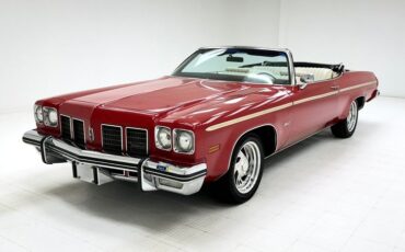 Oldsmobile-Delta-88-1975-Crimson-Red-White