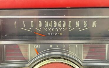 Oldsmobile-Delta-88-1975-Crimson-Red-White-47