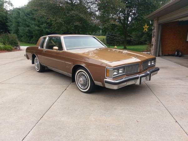 Oldsmobile-Delta-88-1980-4