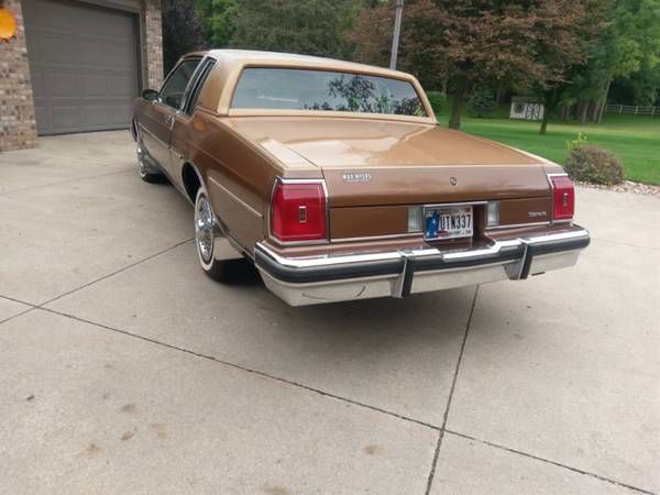 Oldsmobile-Delta-88-1980-8