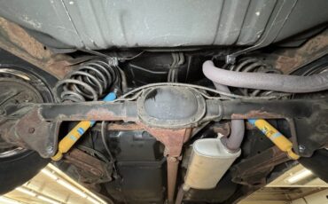 Oldsmobile-Delta-88-1984-Frost-Beige-Brown-6