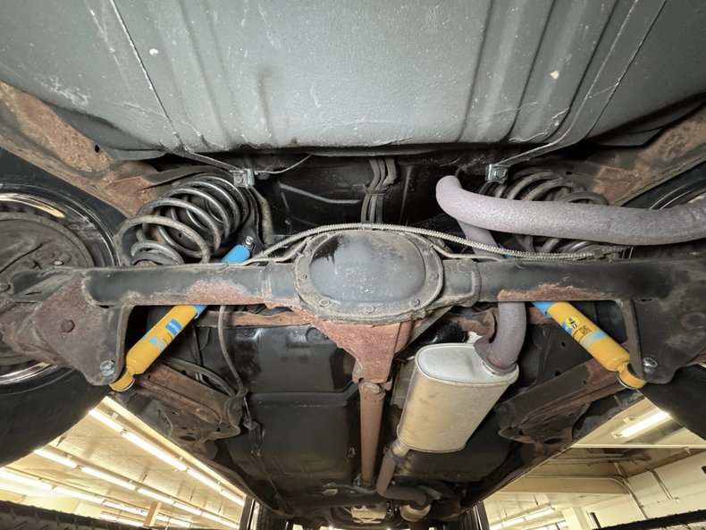 Oldsmobile-Delta-88-1984-Frost-Beige-Brown-6