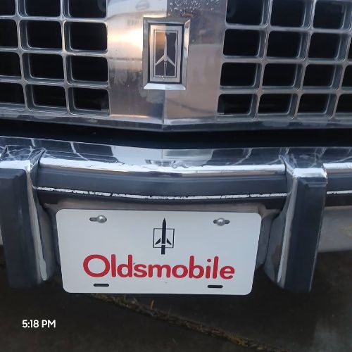 Oldsmobile-Delta-88-1985-15