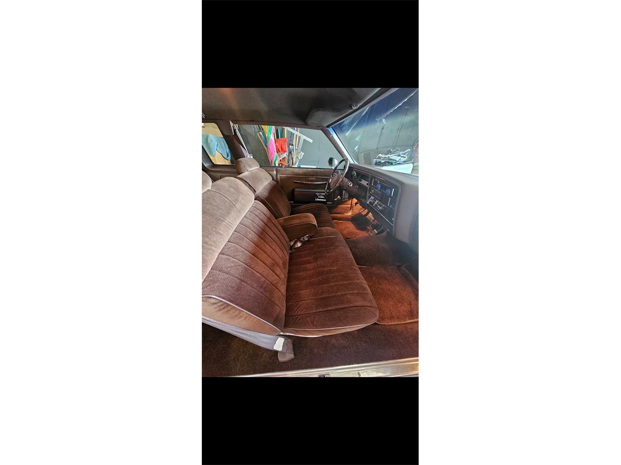 Oldsmobile-Delta-88-royale-1983-Sandstone-Redwood-Brown-6