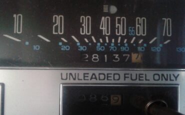 Oldsmobile-Delta-royale-1984-Silver-Blue-1
