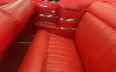 Oldsmobile-FUTURAMIC-98-1949-13