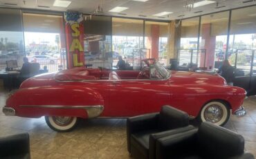 Oldsmobile-FUTURAMIC-98-1949-2