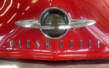 Oldsmobile-FUTURAMIC-98-1949-24