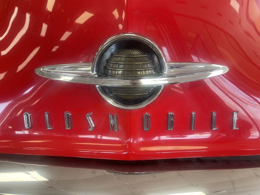 Oldsmobile-FUTURAMIC-98-1949-24