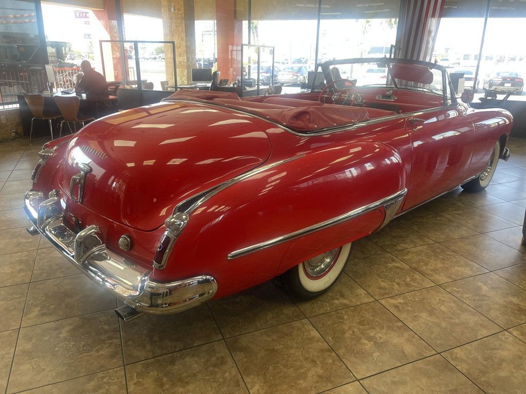 Oldsmobile-FUTURAMIC-98-1949-3
