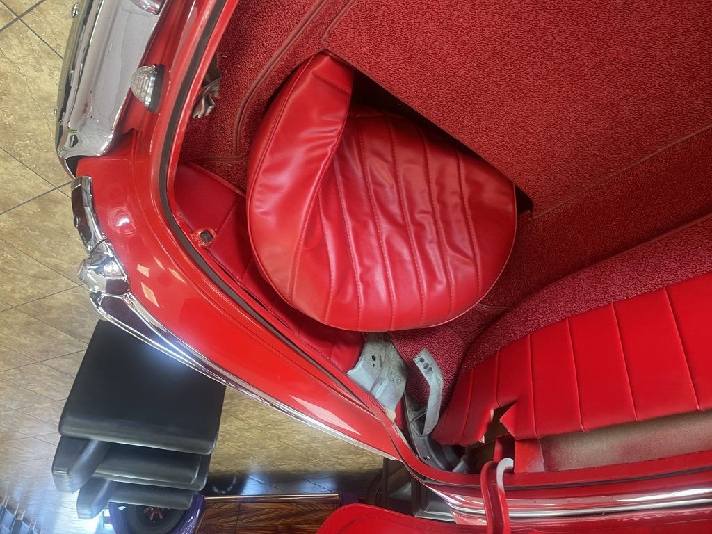 Oldsmobile-FUTURAMIC-98-1949-35