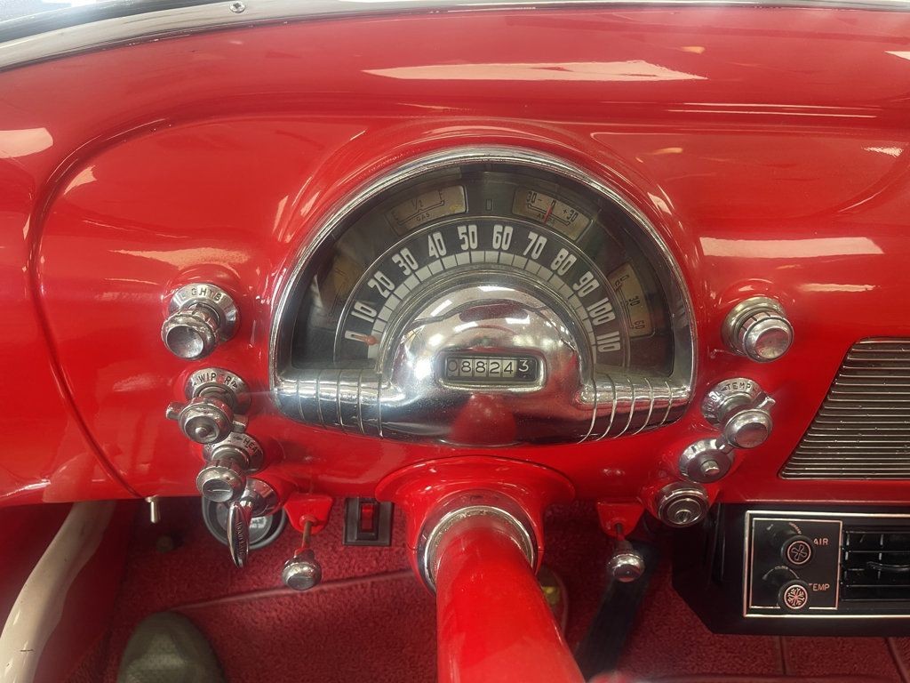 Oldsmobile-FUTURAMIC-98-1949-8