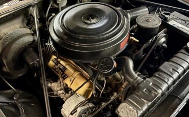Oldsmobile-Golden-Rocket-1957-22