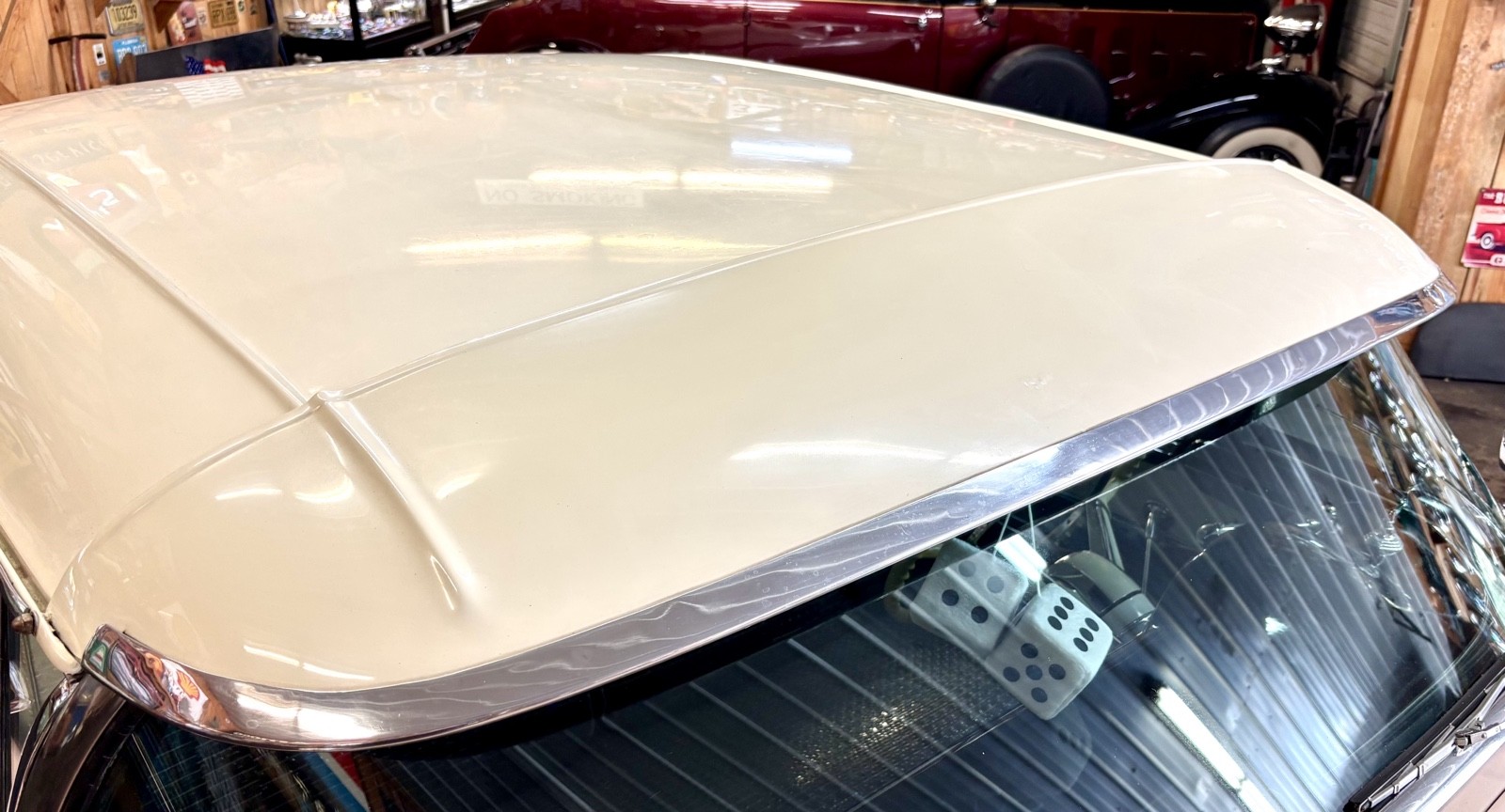 Oldsmobile-Golden-Rocket-1957-5
