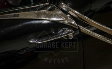 Oldsmobile-Golden-rocket-88-1957-Black-Red-13