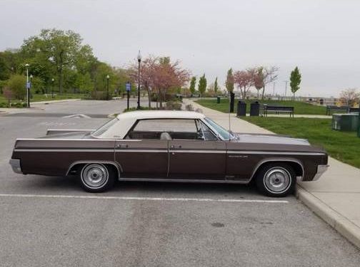 Oldsmobile-Holiday-1963-Brown-2