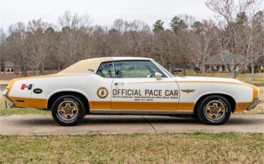 Oldsmobile-Hurst-1972-Cameo-White-Black-12