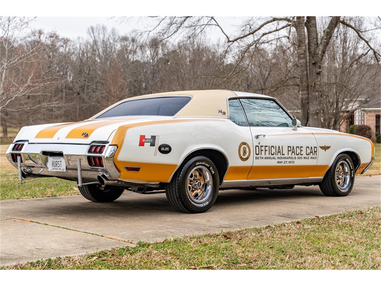 Oldsmobile-Hurst-1972-Cameo-White-Black-13