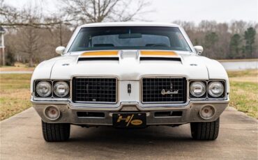Oldsmobile-Hurst-1972-Cameo-White-Black-17